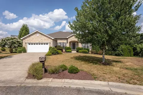 111 David Cir, Penn Laird, VA 22846