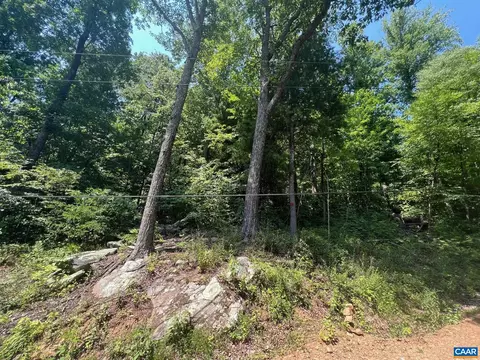 Barrow Ln, Stanardsville, VA 22973