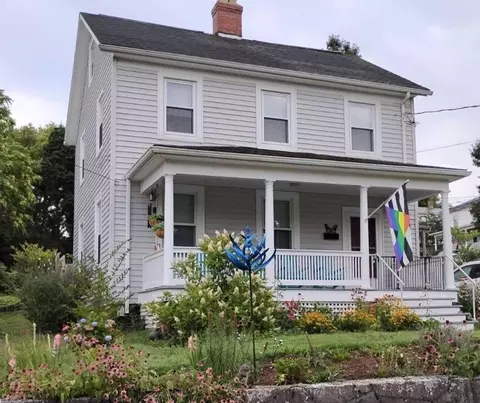 43 Montgomery Ave, Staunton, VA 24401
