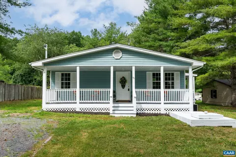 97 Pine Chapel Ln, Greenville, VA 24440