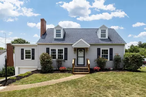 52 Valley View Dr, Mount Sidney, VA 24467