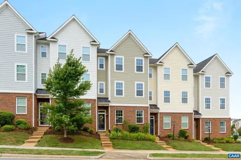 435 Rolkin Rd, Charlottesville, VA 22911