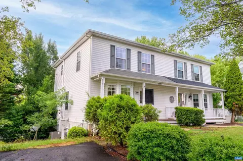 2225 Hummingbird Ln, Charlottesville, VA 22911