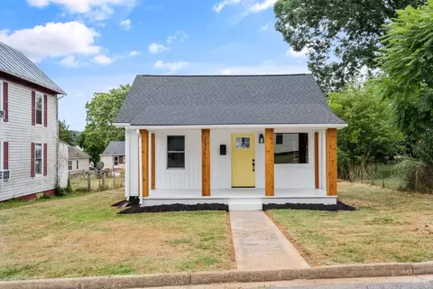 2257 Cedar Ave, Buena Vista, VA 24416