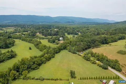 Ennis Mountain Rd, Afton, VA 22920
