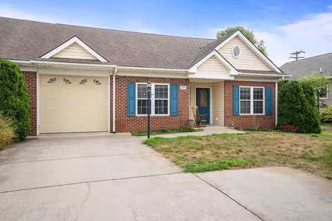 2576 Greenport Dr, Harrisonburg, VA 22801