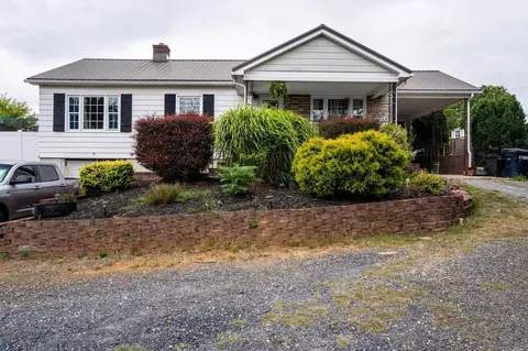 41 Garbers Church Rd, Harrisonburg, VA 22801