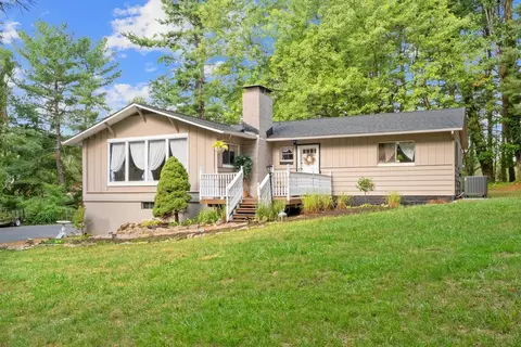 3082 Taylor Spring Ln, Harrisonburg, VA 22801