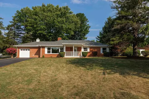 91 Aero Dr, Waynesboro, VA 22980