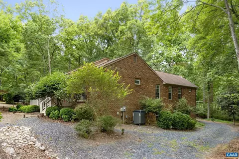 41 Colonial Rd, Palmyra, VA 22963 photo 8