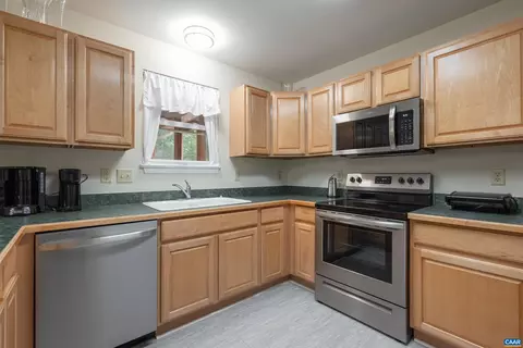 23 Zephyr Rd, Palmyra, VA 22963 photo 4