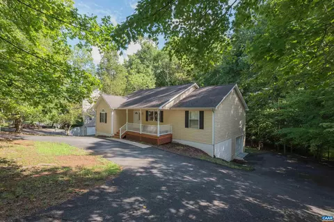 23 Zephyr Rd, Palmyra, VA 22963 photo 2