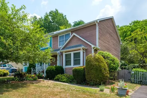 1048 Sherwood Ct, Harrisonburg, VA 22801