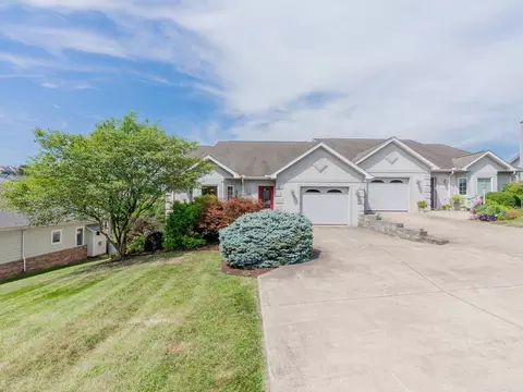 2151 Lake Terrace Dr, Harrisonburg, VA 22802