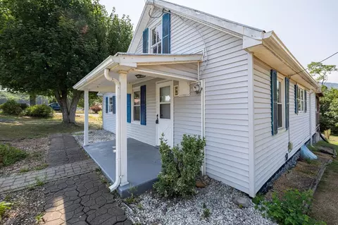 16894 E Summit Ave E, Elkton, VA 22827 photo 4