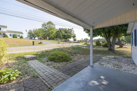 16894 E Summit Ave E, Elkton, VA 22827 photo 5
