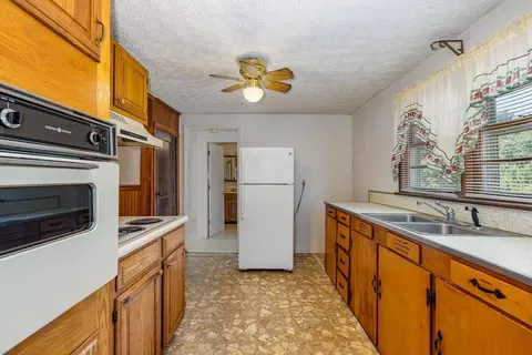 16894 E Summit Ave E, Elkton, VA 22827 photo 19