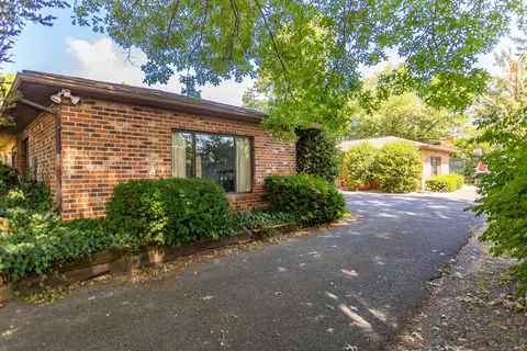 1250 1260 Parkway Dr, Harrisonburg, VA 22802