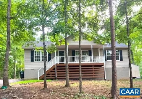 2 Laurel Ln, Palmyra, VA 22963