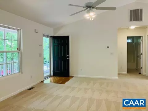 2 Laurel Ln, Palmyra, VA 22963 photo 4