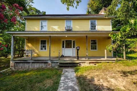 7519 Calvin Ln, Broadway, VA 22815