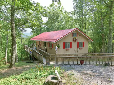 121 Starey Draft Ln, West Augusta, VA 24485