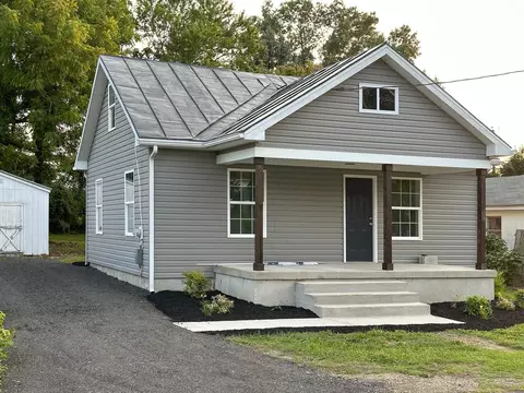 9 Reed St, Fishersville, VA 22939
