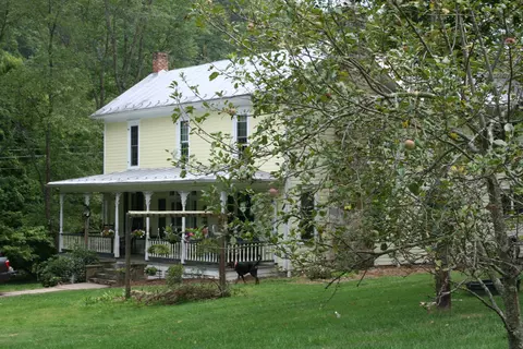 80 S Cowpasture River Rd S, Head Waters, VA 24442
