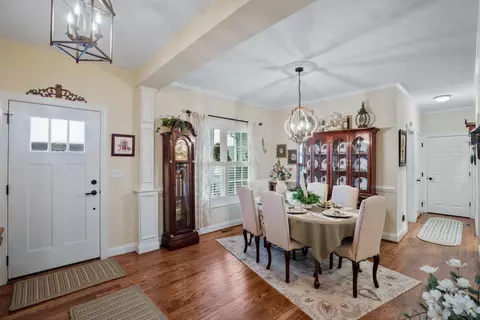 60 Marble Dr, Stuarts Draft, VA 24477 photo 6