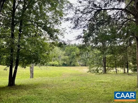 47-22 Stony Point Rd, Charlottesville, VA 22911