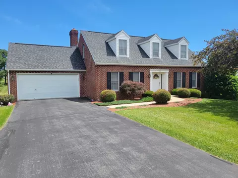 198 Shenvalee Dr, New Market, VA 22844