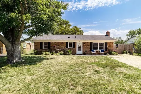 11 Manton Ln, Verona, VA 24482