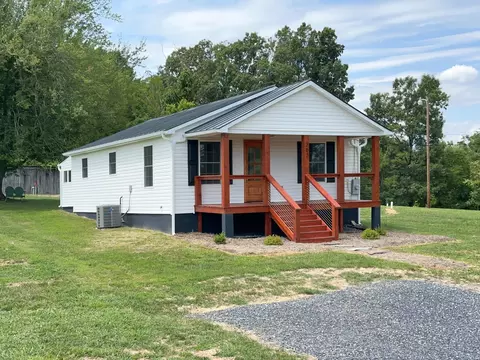 363 Jericho Rd, Fishersville, VA 22939