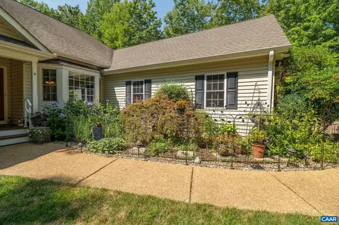 9 Hawks Pl, Palmyra, VA 22963 photo 6