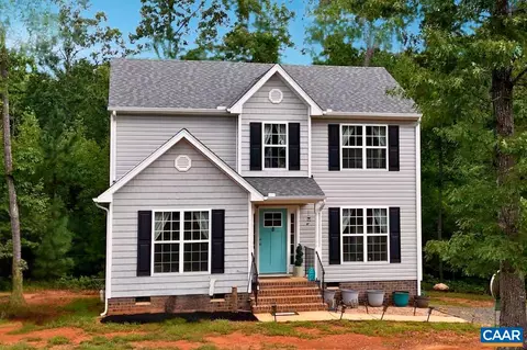 952 Nahor Manor Rd, Palmyra, VA 22963