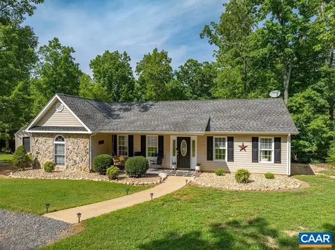 431 Bridgeport Rd, Scottsville, VA 24590