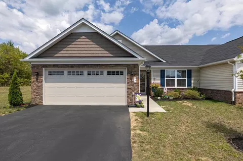 97 S Peak Dr, Mcgaheysville, VA 22840