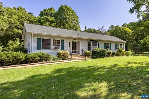25208 Claudes Dr, Rhoadesville, VA 22542 photo 4