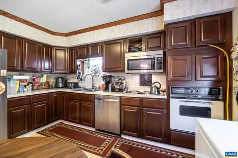 25208 Claudes Dr, Rhoadesville, VA 22542 photo 23