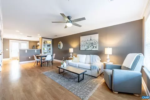 1855 Candlewood Ct #204, Charlottesville, VA 22903