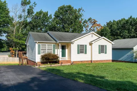 111 Brookmill Rd, Stuarts Draft, VA 24477 photo 5