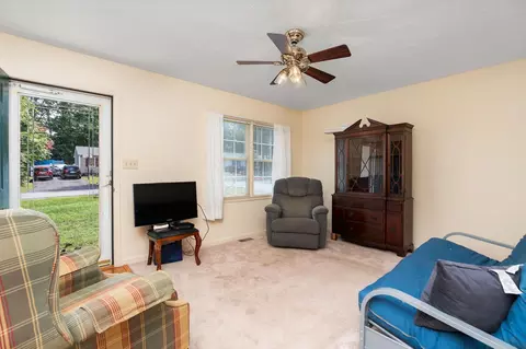 111 Brookmill Rd, Stuarts Draft, VA 24477 photo 2
