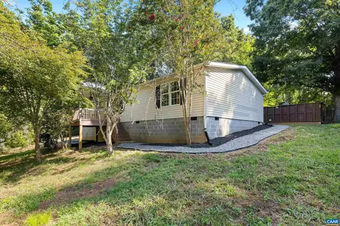 1937 Greenfield Rd, Afton, VA 22920