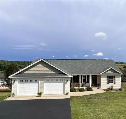 800 Old Greenville Rd, Staunton, VA 24401