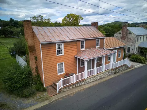 5525 N Lee Hwy, Fairfield, VA 24435