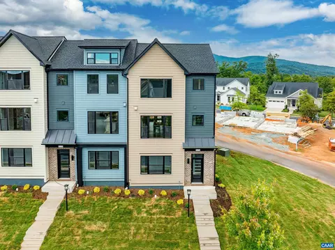 5170 Golf Dr, Crozet, VA 22932