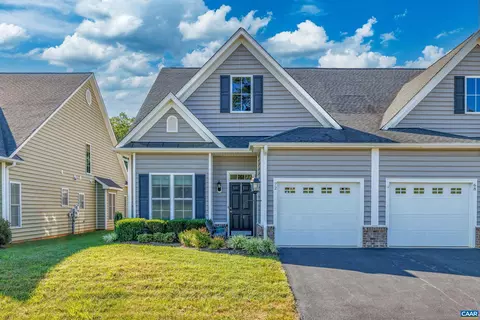 72 Spruce Dr, Palmyra, VA 22963