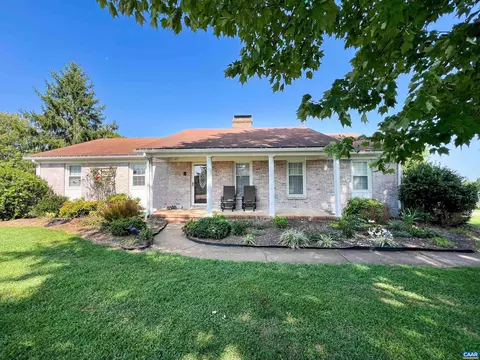 9905 Andersonville Rd, Dillwyn, VA 23936