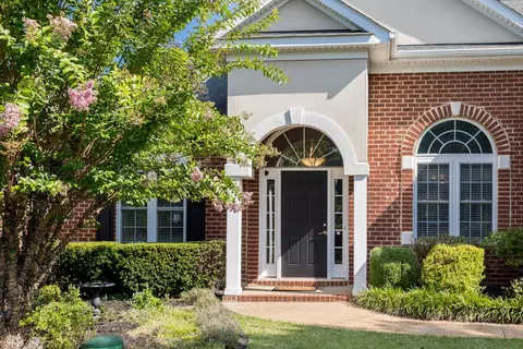 297 Blue Stone Hills Dr, Harrisonburg, VA 22801