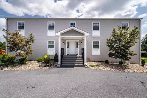 958 College Ave, Harrisonburg, VA 22802